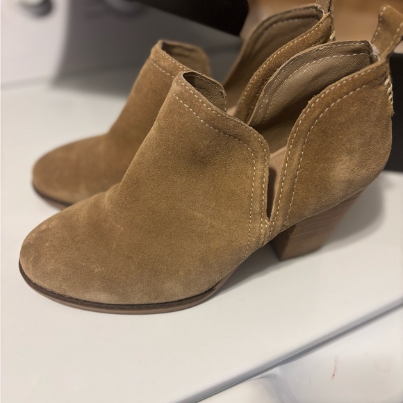 Artisan Shoes - Artisan Camel Suede Ankle Booties